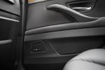 BMW 5-Series Long-Wheelbase 2010 года (CN)